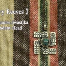 Navajo Gary Reeves BISBEE ターコイズ スワスティカ ペンダント ヘッド画像