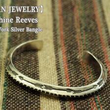 Navajo Sunshine Reeves スタンプワーク バングル画像
