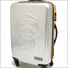A BATHING APE BABY MILO by SANRIO キャリーケース SILVER画像