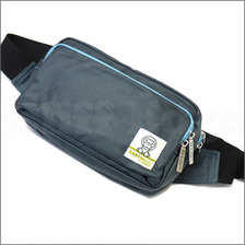 A BATHING APE BABY MILO by SANRIO ボディバッグ GRAY画像