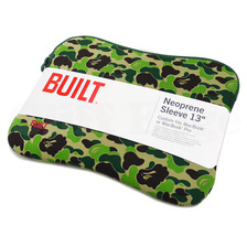 A BATHING APE x BUILT LAPTOP SLEEVE 12-13 GREEN CAMO画像