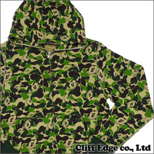A BATHING APE &times; D'24 (TOKYO DisneySEA) MICKEY MOUSE CAMO パーカー GREEN CAMO画像