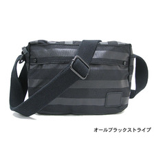 nixon Round Up Small Courier Bag NC2048画像