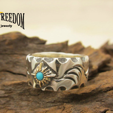 ARIZONA FREEDOM 12mmK18太陽神付シングル唐草リング ターコイズ3mm付き 黒仕上げ画像