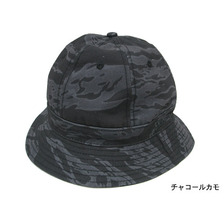 UNDEFEATED &times; NEW ERA Tiger Camo Bucket Hat 532247画像