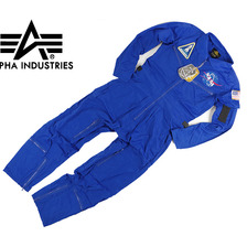 ALPHA NASA フライトスーツ画像