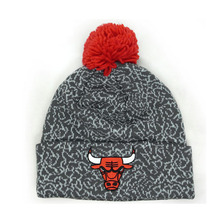 Mitchell & Ness CHICAGO BULLS CRACK PATTERN KINIT BEANIE GREY CNFMNCHB208画像
