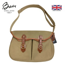 Brady ARIEL TROUT LARGE画像