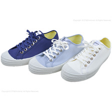 NOVESTA キャンバススニーカー画像