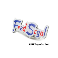 Fred Segal ピンバッジ NAVYxREDxWHITE画像