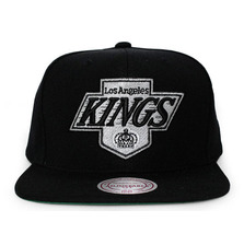 Mitchell & Ness LOS ANGELES KINGS SOLID LOGO SNAPBACK BLACK LVMNLAK069画像