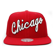 Mitchell & Ness CHICAGO BULLS 1984-1985 JERSEY LOGO SNAPBACK RED LVMNCHB245画像