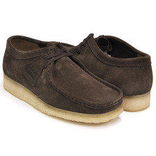 Clarks WALLABEE DARK BROWN SUEDE 26103925画像