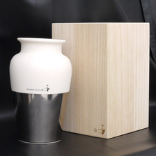 the POOL aoyama &times; Fragment Design &times; KAKI KENKYUSHO FLOWER VASE WHITExSILVER画像