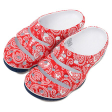 KEEN Yogui Arts WOMEN Red Paisley 1014831画像