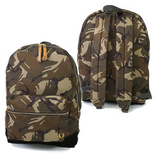 FRED PERRY PIQUE CAMO PRINT BACKPACK KHAKI F9227-64画像