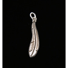 Wells Sterling Charm SMALL FEATHER画像
