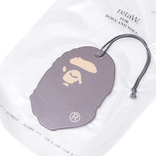 A BATHING APE &times; retaW APE HEAD CAR TAG BAPE 1C20-182-956画像