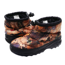Supreme &times; THE NORTH FACE Nuptse Bootie LEAVES画像