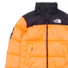 Supreme &times; THE NORTH FACE Nuptse Jacket POWER ORANGE画像