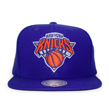 Mitchell & Ness NEW YORK KNICKS BASIC SOLID LOGO SNAPBACK-4 ROYAL LVMNNYK068画像