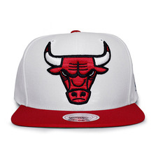 Mitchell & Ness CHICAGO BULLS 2T XL LOGO SNAPBACK WHITExRED LVMNCHB312画像