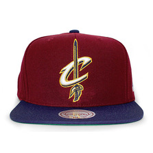 Mitchell & Ness CLEVELAND CAVALIERS 2T XL-LOGO SNAPBACK BURGUNDYxNAVY LVMNCLC076画像