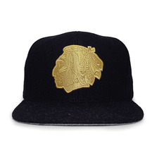 Mitchell & Ness CHICAGO BLACKHAWKS MELTON PROPER SNAPBACK BLACKxGOLD LVMNCBH076画像