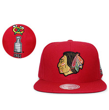 Mitchell & Ness CHICAGO BLACKHAWKS 60-61 STANLEY CUP SNAPBACK RED LVMNCBH071画像