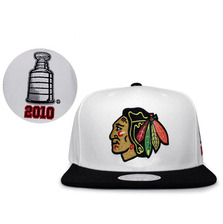 Mitchell & Ness CHICAGO BLACKHAWKS 09-10 STANLEY CUP SNAPBACK WHITExBLACK LVMNCBH073画像