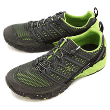 KEEN Versago MNS Black/Greenery 1016849画像