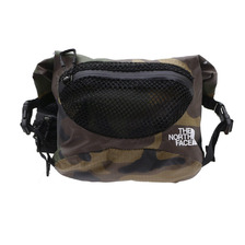 Supreme &times; THE NORTH FACE Waterproof Waist Bag WOODLAND CAMO画像