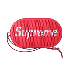 Supreme &times; B&O PLAY by Bang & Olufsen P2 Wireless Speaker RED画像