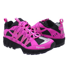 NIKE &times; Supreme AIR HUMARA '17 FIRE PINK/FIRE PINK-BLACK 924464-600画像