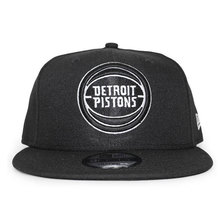 NEW ERA DETROIT PISTONS SNAPBACK BLACK NRNE70387803画像