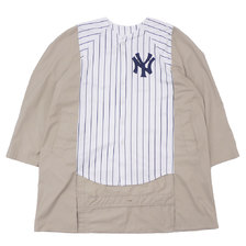 AWESOME BOY &times; ICHIRYU MADENEW YORK YANKEES REMAKE BASEBALL COAT WHITExBEIGE画像