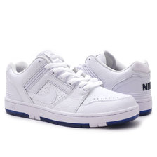 NIKE SB AIR FORCE 2 LOW QS WHITE/WHITE-BLUE VOID AO0298-114画像