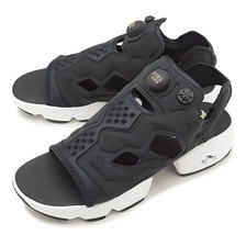 Reebok INSTAPUMP FURY SANDAL BLACK/WHITE/WHITE/GOLDMETALLIC V69436画像