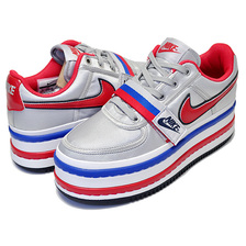 NIKE WMNS VANDAL 2K metallic silver/university red AO2868-001画像
