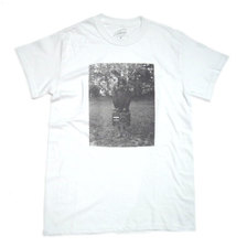 POST OVERALLS NAITO KATSU PHOTOGAPHY TEE Boombox Girl in Morningside Park white画像