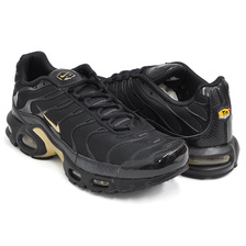 NIKE AIR MAX PLUS BLACK / METALLIC GOLD 852630-022画像