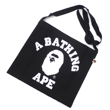 A BATHING APE 19SS COLLEGE SACOCHE 1F25182046画像