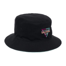 GUESS REVERSILBLE BUCKET MULTI AJ1A8603AT-MUL画像