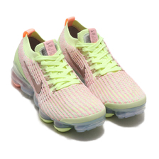 NIKE W AIR VAPORMAX FLYKNIT 3 BRLY VLT/DFFSD TP-PNK TNT-MTLC AJ6910-700画像