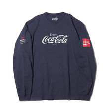 COCA COLA by ATMOS LAB LOGO LS TEE NAVY AL19S-PL01-NVY画像