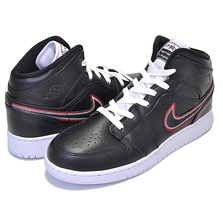 NIKE AIR JORDAN 1 MID SE(GS) black/black-white BQ6931-016画像