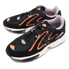 adidas Originals YUNG-96 CORE BLACK/CORE BLACK/SEMI CORAL EE7234画像