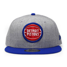 NEW ERA DETROIT PISTONS SNAPBACK GREY BLUE NR70387799画像