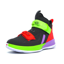 NIKE LEBRON SOLDIER XIII SFG EP THUNDER GREY/THUNDER GREY-BRIGHT CRIMSON AR4228-002画像