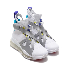 NIKE WMNS JORDAN AIR LATITUDE 720 WHITE/DYNAMIC YELLOW-METALLIC SILVER AV5187-100画像